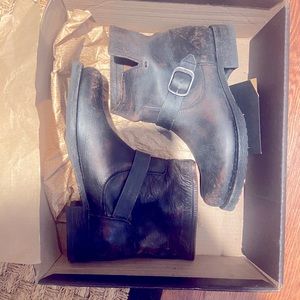 Never worn Frye Veronica Bootie